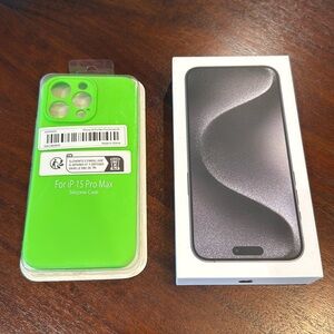IPHONE 15 PRO MAX box and new case
